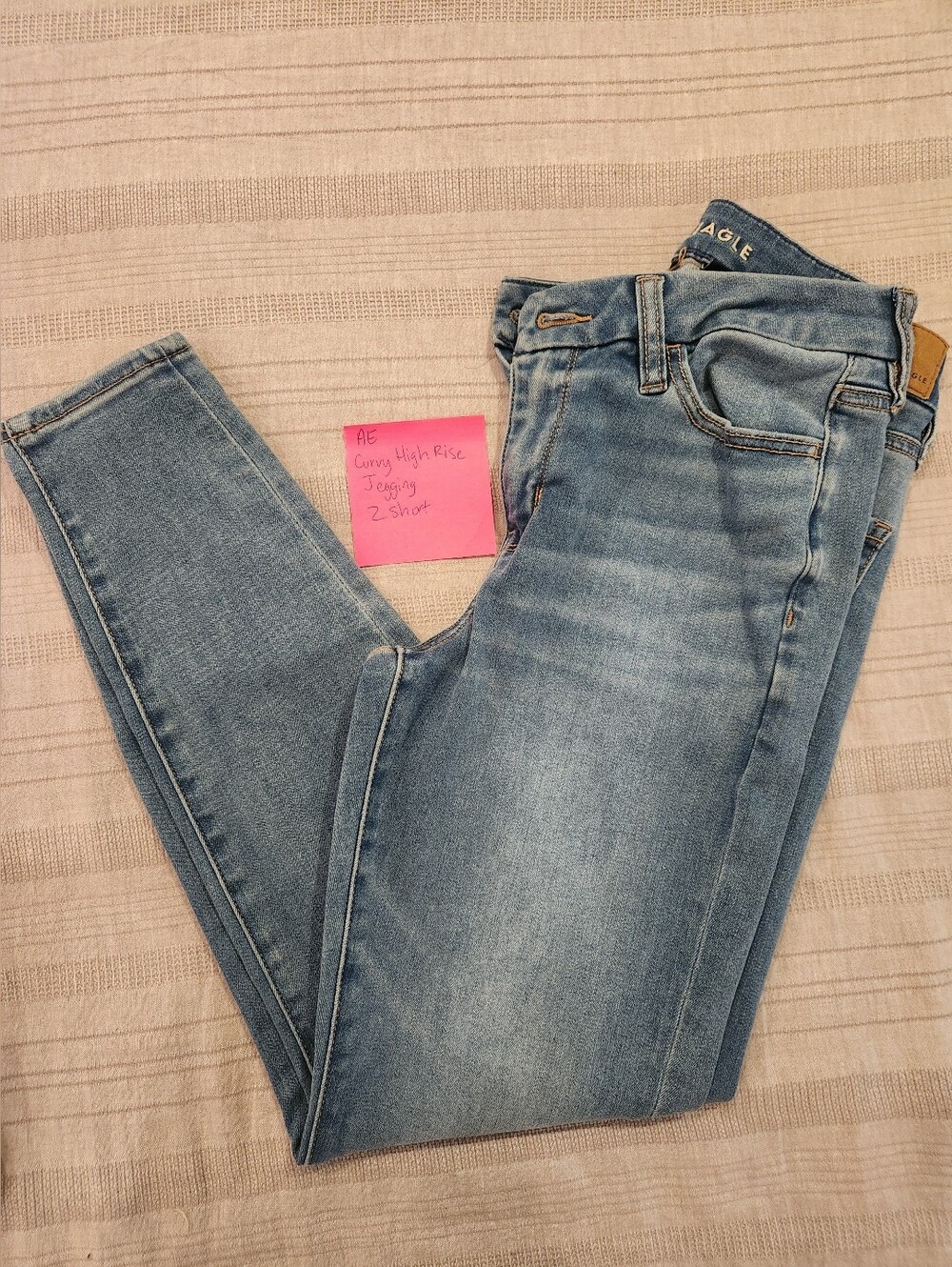 American Eagle Outfitters Curvy High-Rise Jeggings